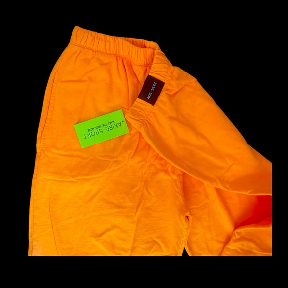 Akire Sport Better Than Sweats Orange Large NWT - Picture 2 of 2